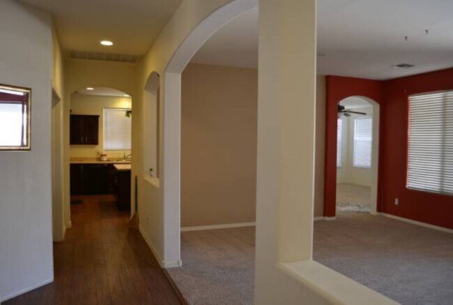 Photo - 4924 W Magdalena Ln