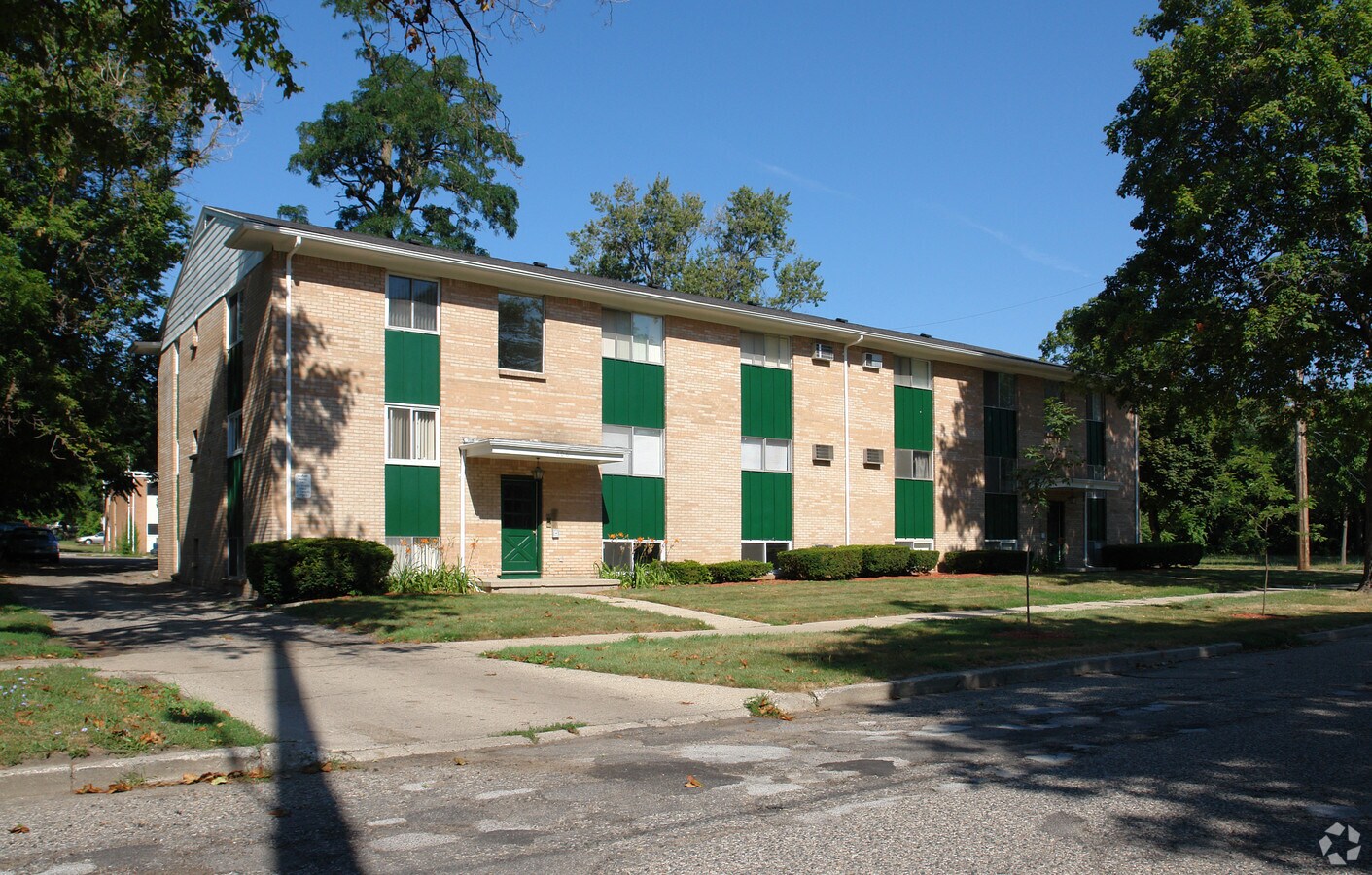 River Street Apartments - River Street Apartments