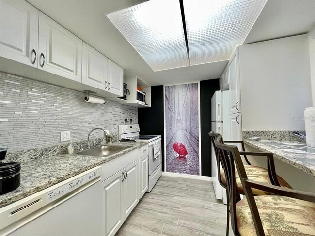 Photo - 6342 Newtown Cir Unit 42A1