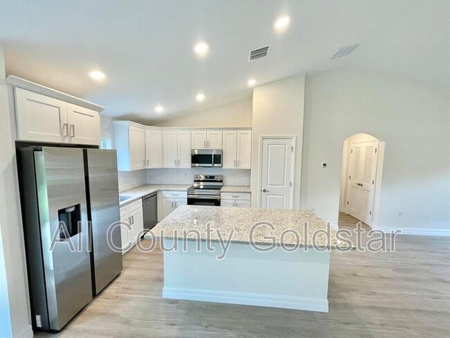 Photo - 15167 Chamberlain Blvd