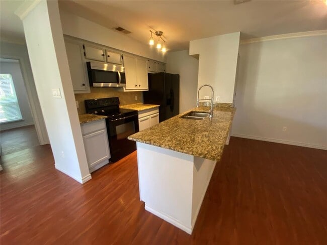 Photo - 10616 Mellow Ln Unit 11B
