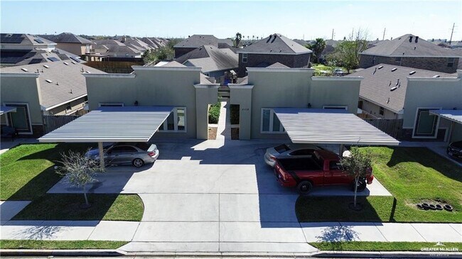 Building Photo - 12 Taxco Ct Unit 2