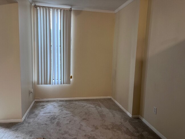 Photo - 32 Shrewsbury Green Dr Unit D