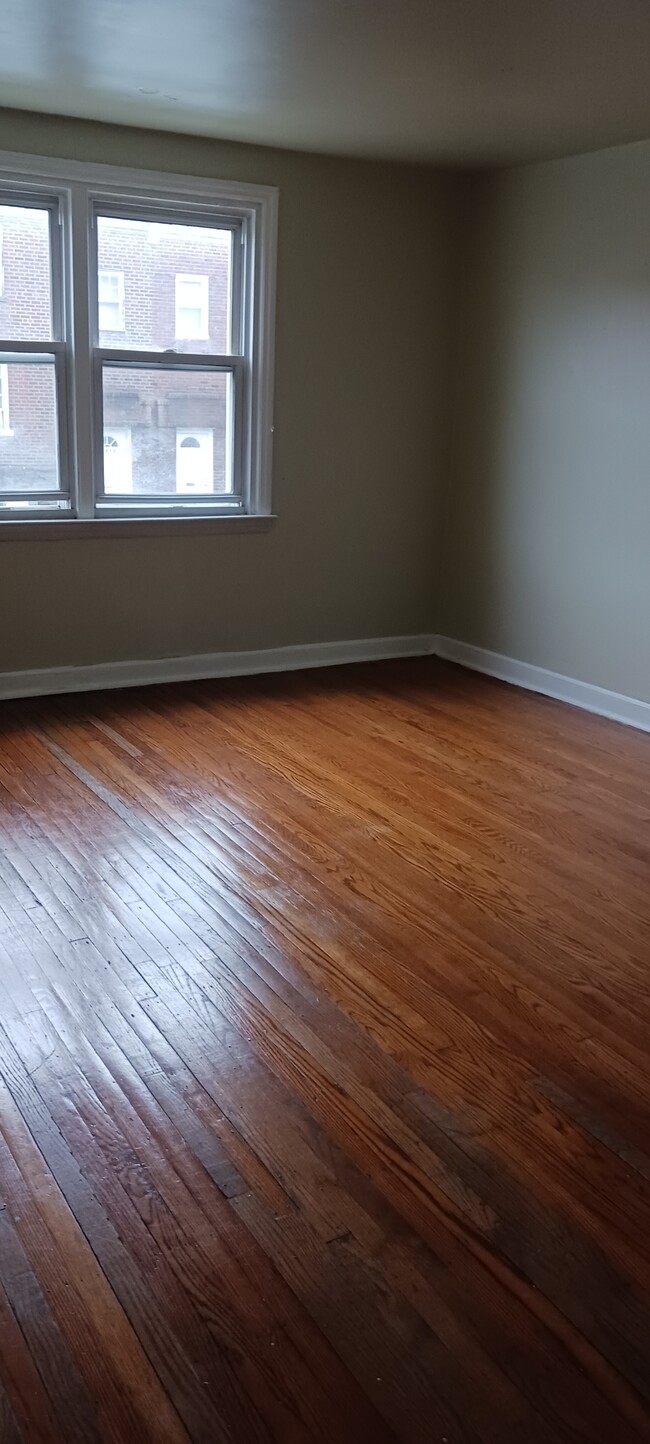 Hardwood Floors - 6309 Gardenia St Townhome