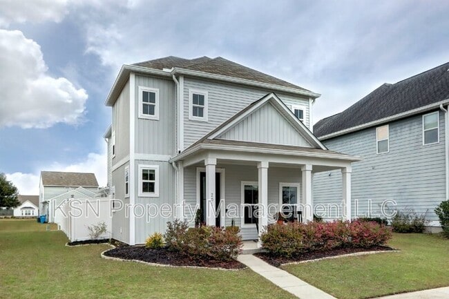 Photo - 205 Clearwater Cir