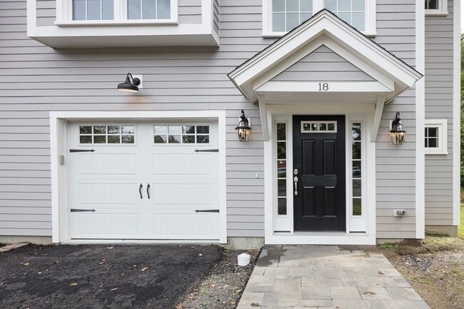 Photo - 14 Thayer St