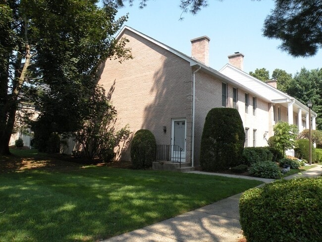Photo - 6 Mansion Woods Dr Condo Unit A