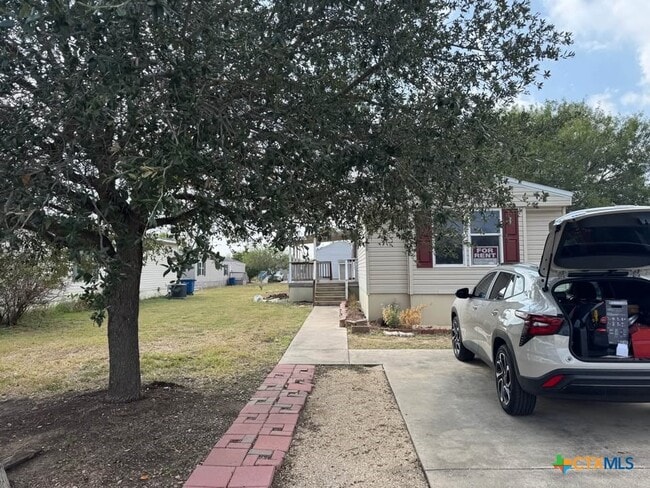 Building Photo - 456 Limestone Dr