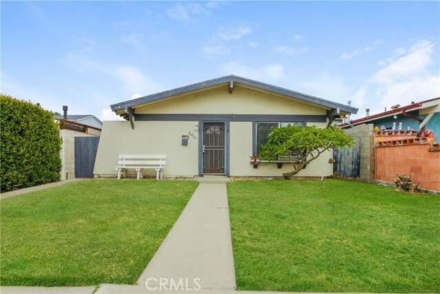 Building Photo - 8461 Lomond Dr