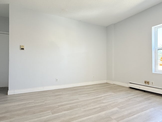 Photo - 581 Pierre Ave Unit 7