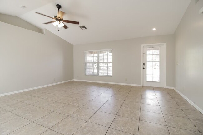 Photo - 1018 SW 9th Ct