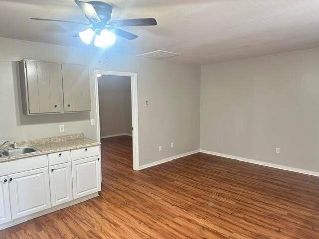 Photo - 257 SE Bell St
