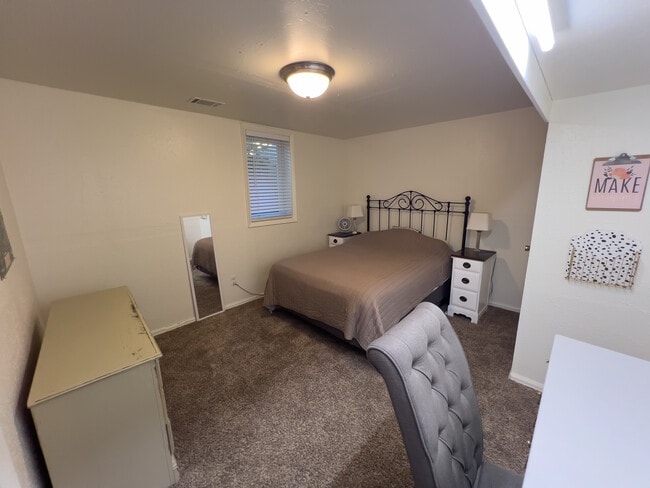 Photo - 4216 W 9th St