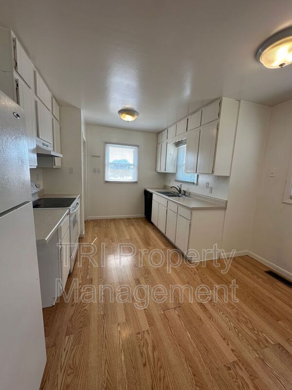 Photo - 2238 9th Ave