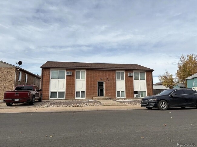 Building Photo - 126 2nd St Unit B