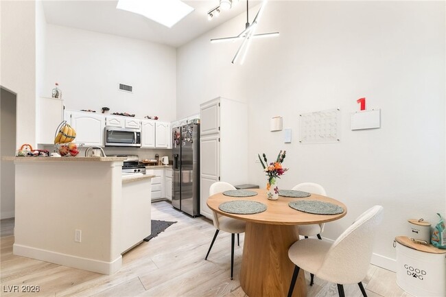 Photo - 3320 S Fort Apache Rd Unit 213