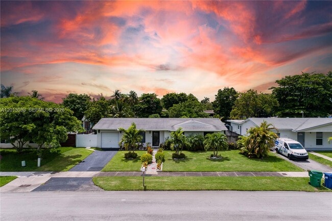 Photo - 19311 Sterling Dr