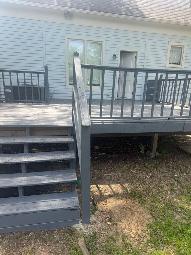 Photo - 2184 Cowden Ave