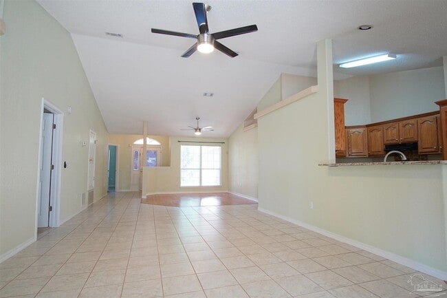 Photo - 5947 Grandview Dr