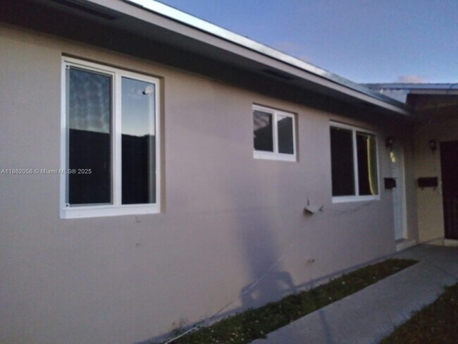 Photo - 2172 NW 17th St Apartment Unit 2172