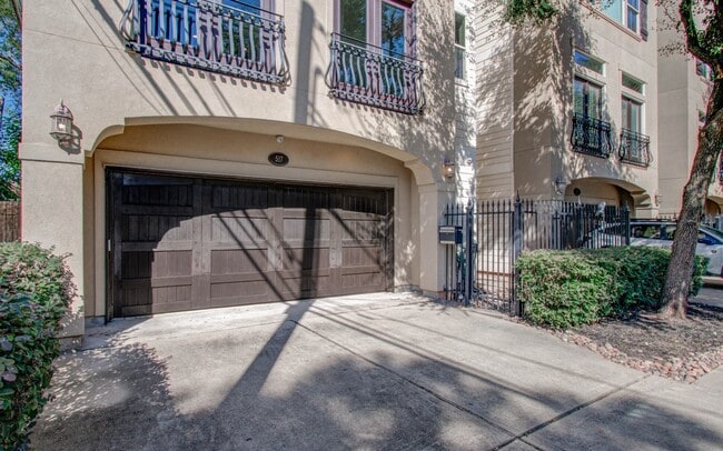 Photo - 517 Fowler St