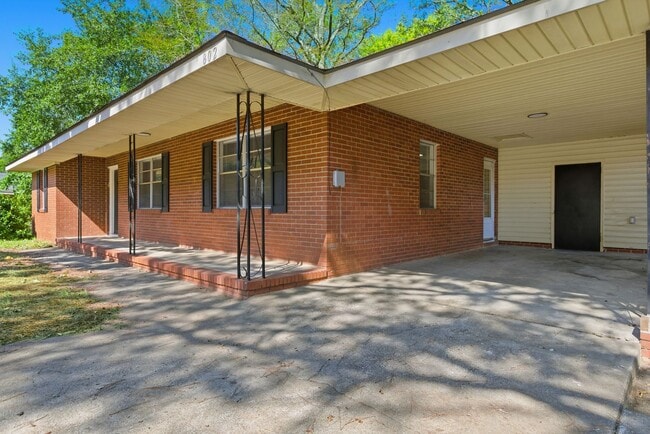 Photo - Updated 3BR/2BA Home in Phenix City, AL