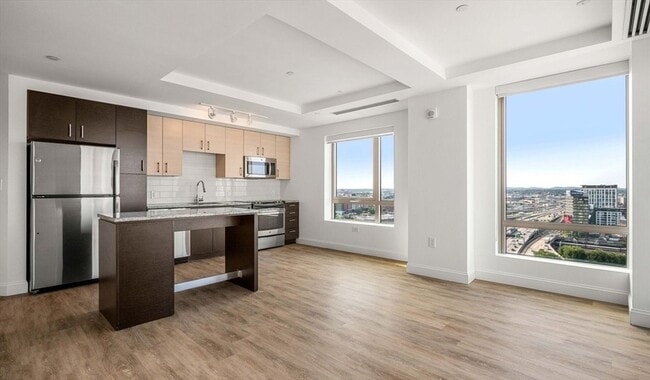 Building Photo - 99 Kneeland St Unit 501 Rental