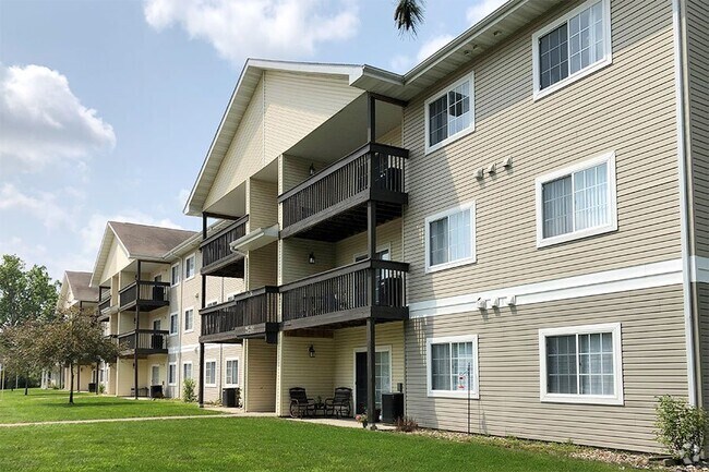 Building Photo - EMERALD HILL APARTMENTS