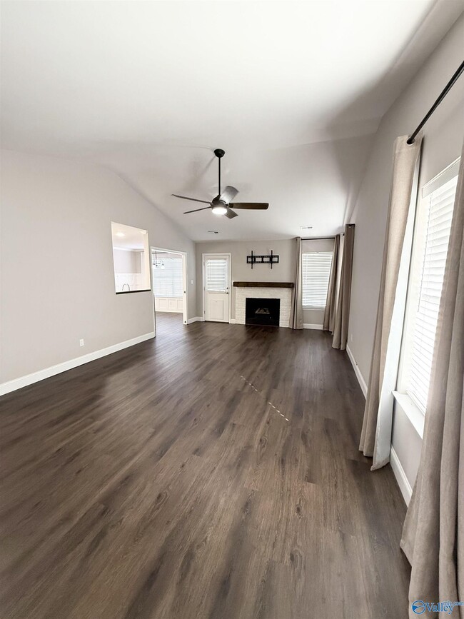 Photo - 2422 Quail Ridge Ln SW