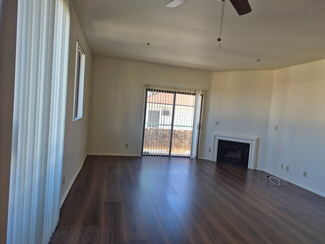 Photo - Dicken's Court Apartments