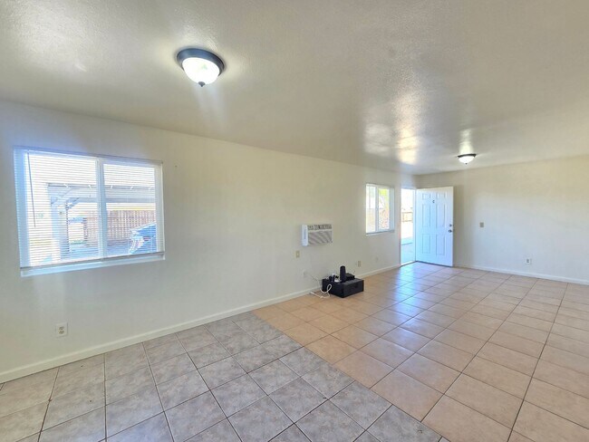 Photo - 20912 83rd St Unit 20912 83rd St #C California City CA 93505
