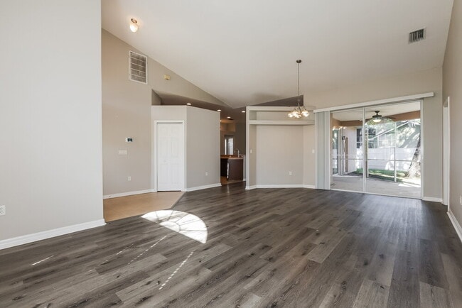 Photo - 5514 Foxtail Ct