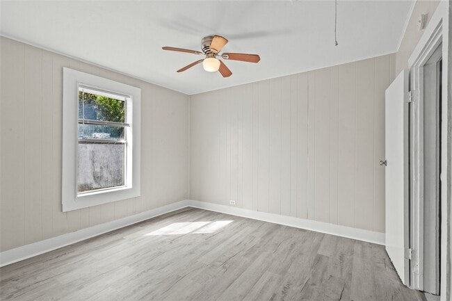 Photo - 2328 Boss St Unidad HOUSE