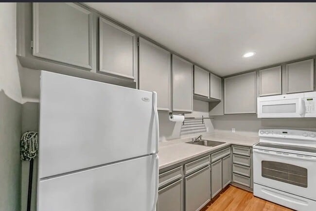 Photo - 550 N Villa Ct Unit 214