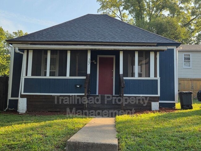 Building Photo - 507 3rd St
