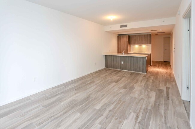Photo - 801 S Miami Ave Unidad # 3606 Rental