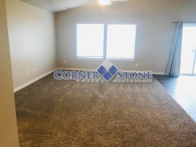 Photo - Great Meridian Home with Bonus Room!