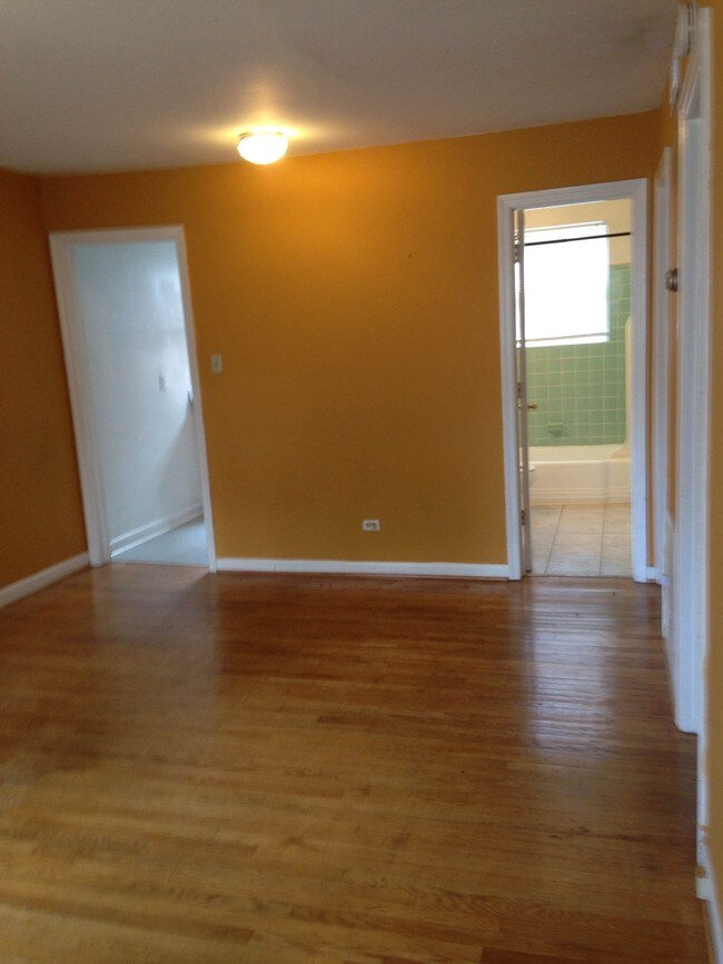 Photo - The James Madison Apartments