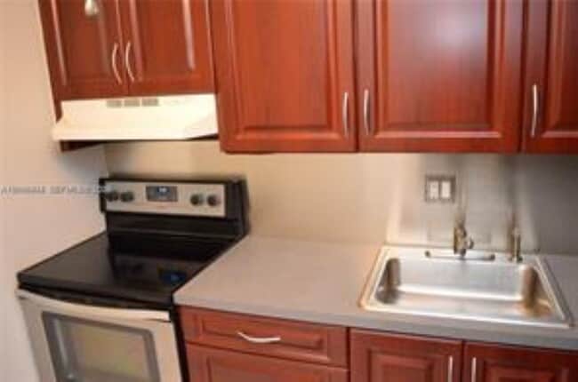 Photo - 9 NE 19th Ct Unidad 204C