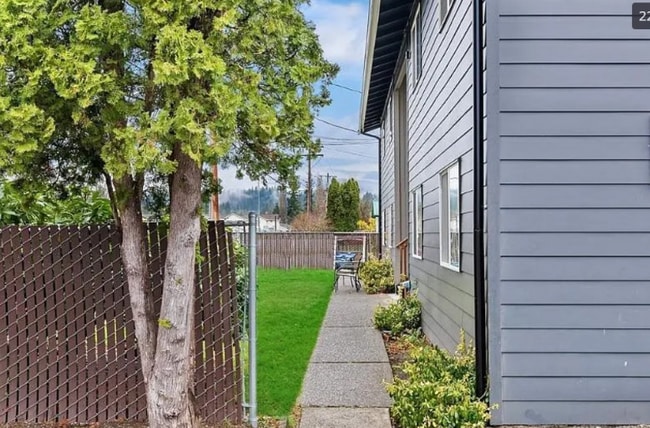 Photo - 800 4th St Unidad B