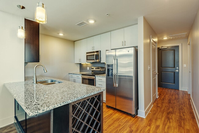 Environs Lofts at East 54