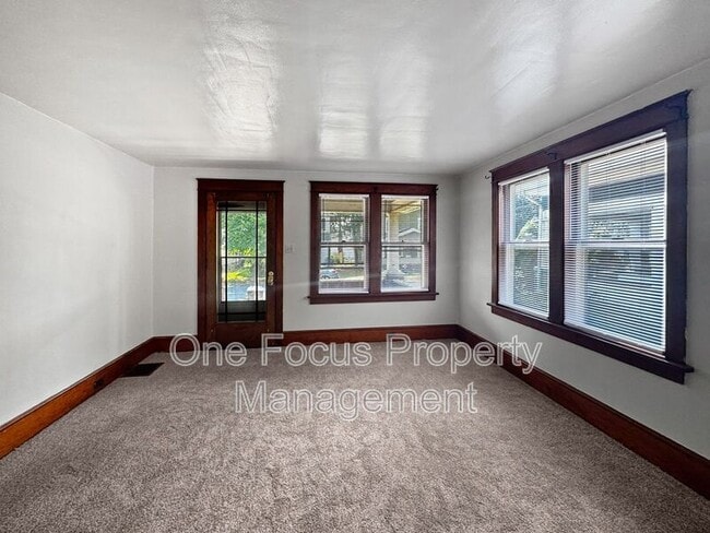 Photo - 1414 Park Ave
