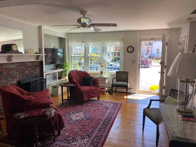 Photo - 10 Bradford Ct