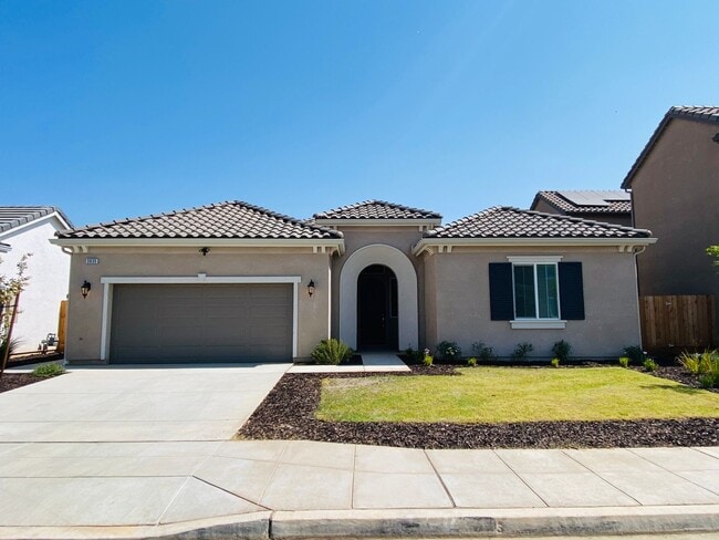 $2,495 Leonard & Ashlan, 3 Bedroom Home - ... - $2,495 Leonard & Ashlan, 3 Bedroom Home - ...