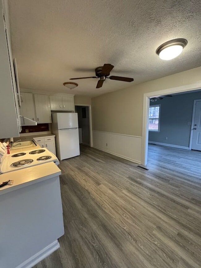 Photo - 1506 Scotty Dr