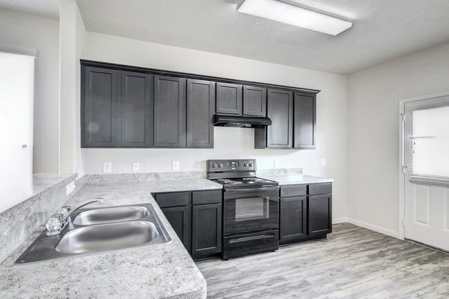 2843 Silver Tree