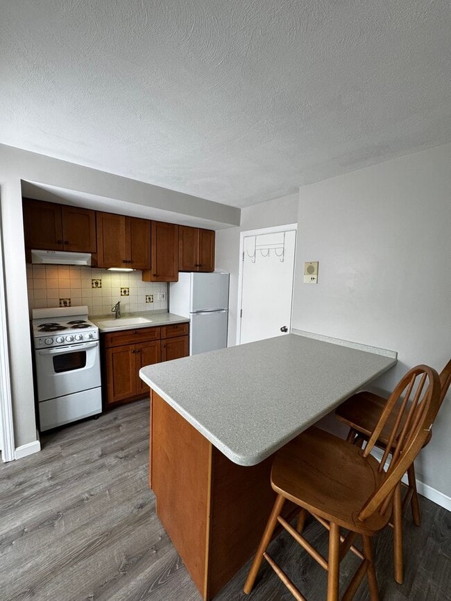 Photo - Well maintained one bedroom condo in Chelmsford