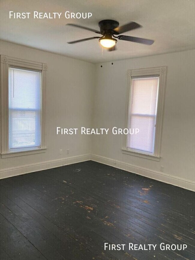 519 1/2 Ann Street-