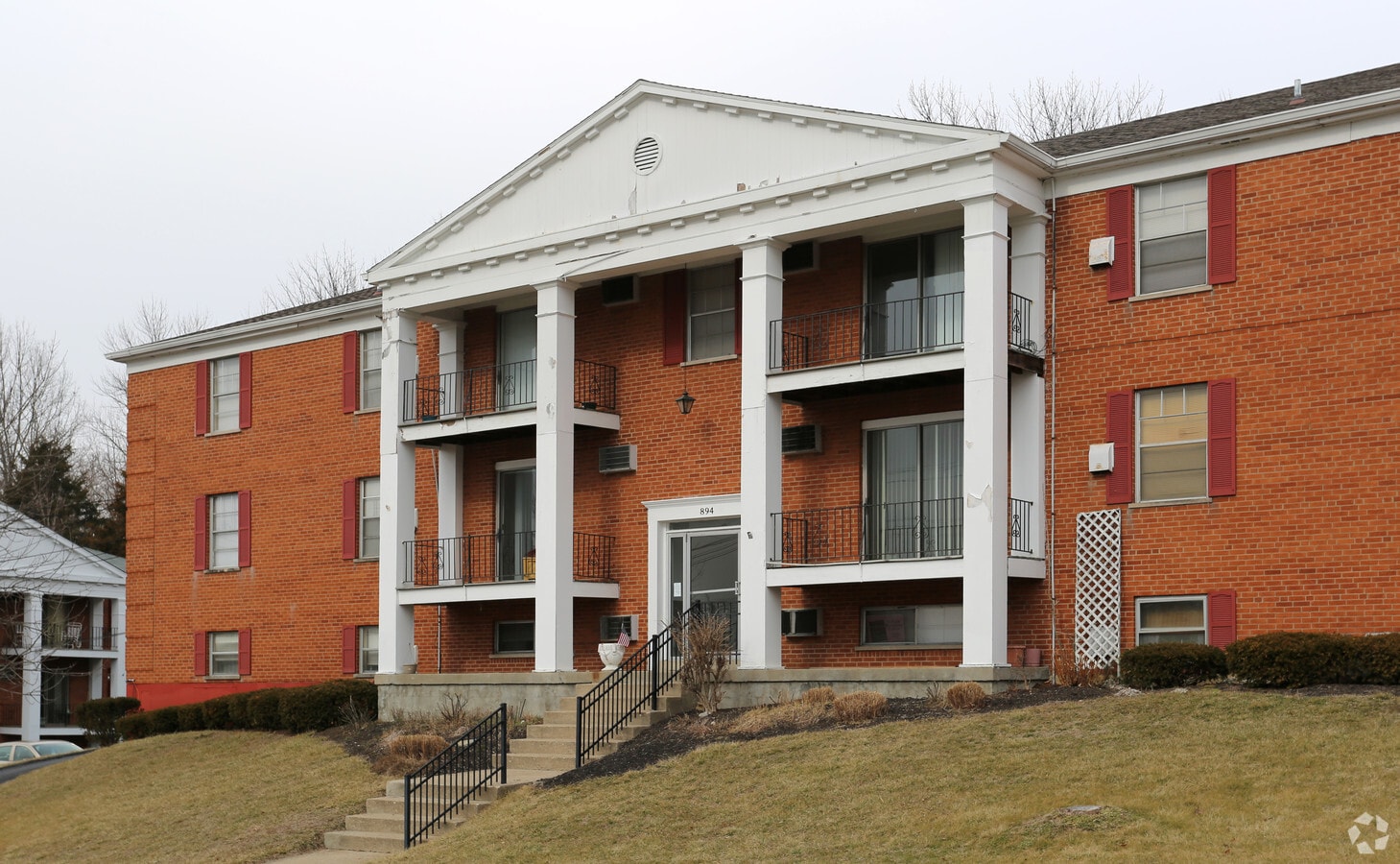 Mohawk Trail Apartments - Mohawk Trail Apartments
