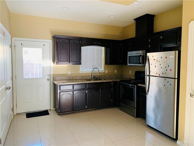 Photo - 13 Franklin Ave Unit 4